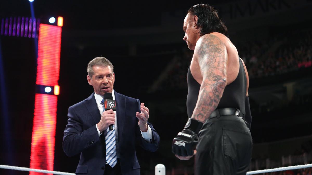 Taker Had Me Against the Wall”: The Undertaker Threatened 7 ft WWE Legend  Once, but It Was for All the Right Reasons - EssentiallySports