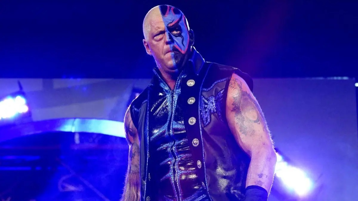 Dustin Rhodes On Finally Allowing Someone Else Do His Face Paint - PWMania  - Wrestling News