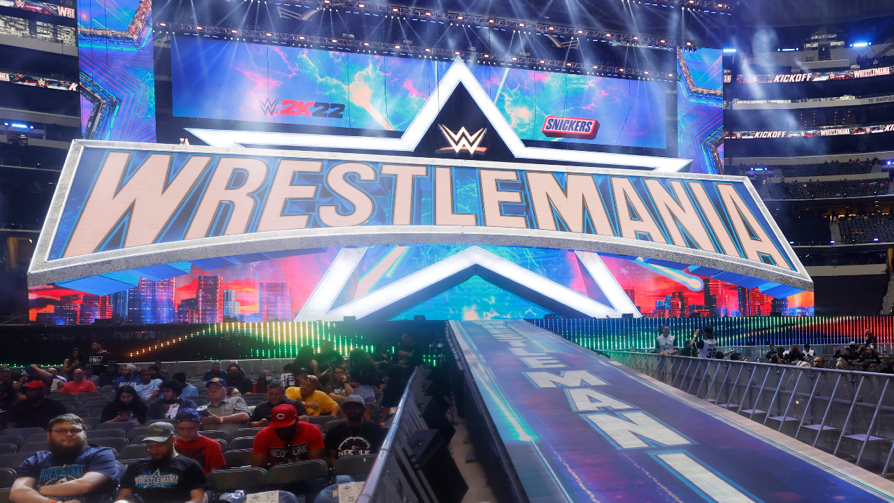 If an enclosed stadium is built, WrestleMania will come to