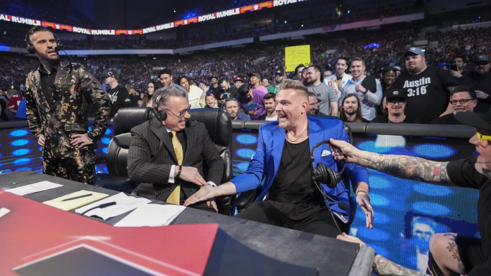 WWE Announcer Takes Shot At AEW Crowd Photo – TJR Wrestling