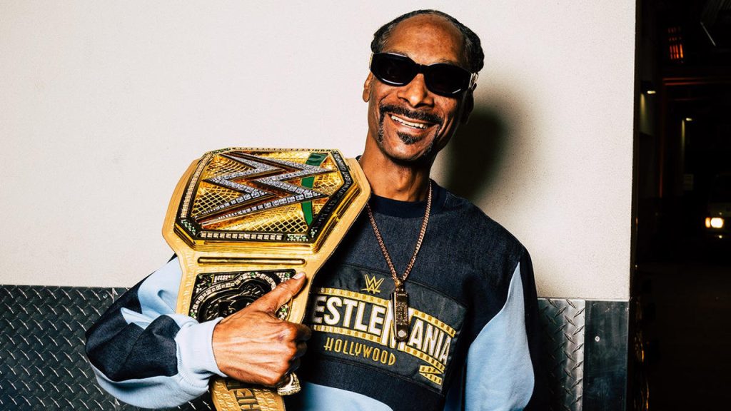 Smoking With Snoop Dogg Was Too Much For WWE Hall Of Famer To Turn Down ...