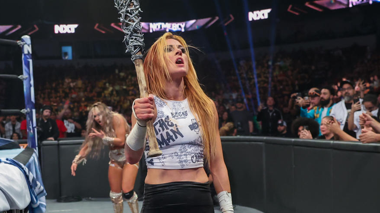 Becky Lynch defending NXT Women's Championship against Tiffany Stratton at  No Mercy